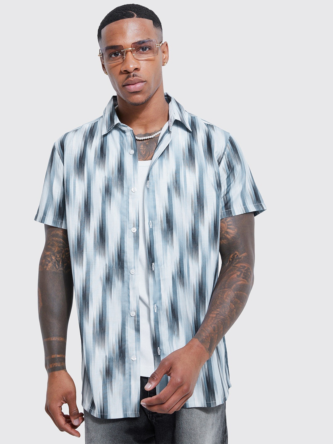 

boohooMAN Printed Casual Shirt, Off white