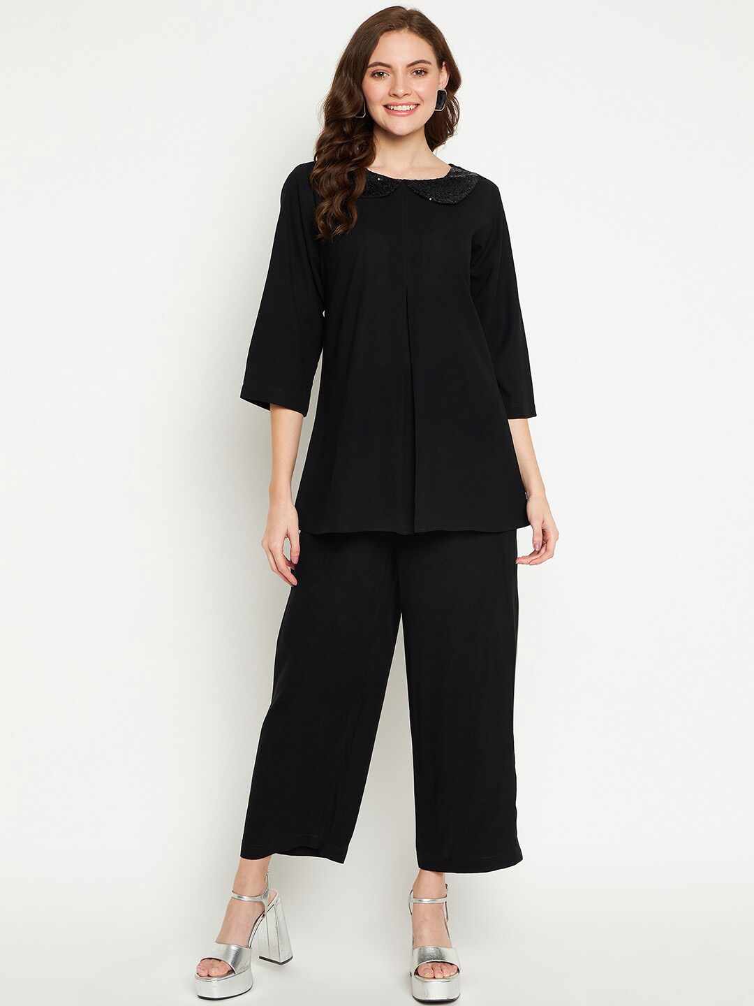 

NABIA Women Solid Round Neck Embroidery Co-Ord Set, Black