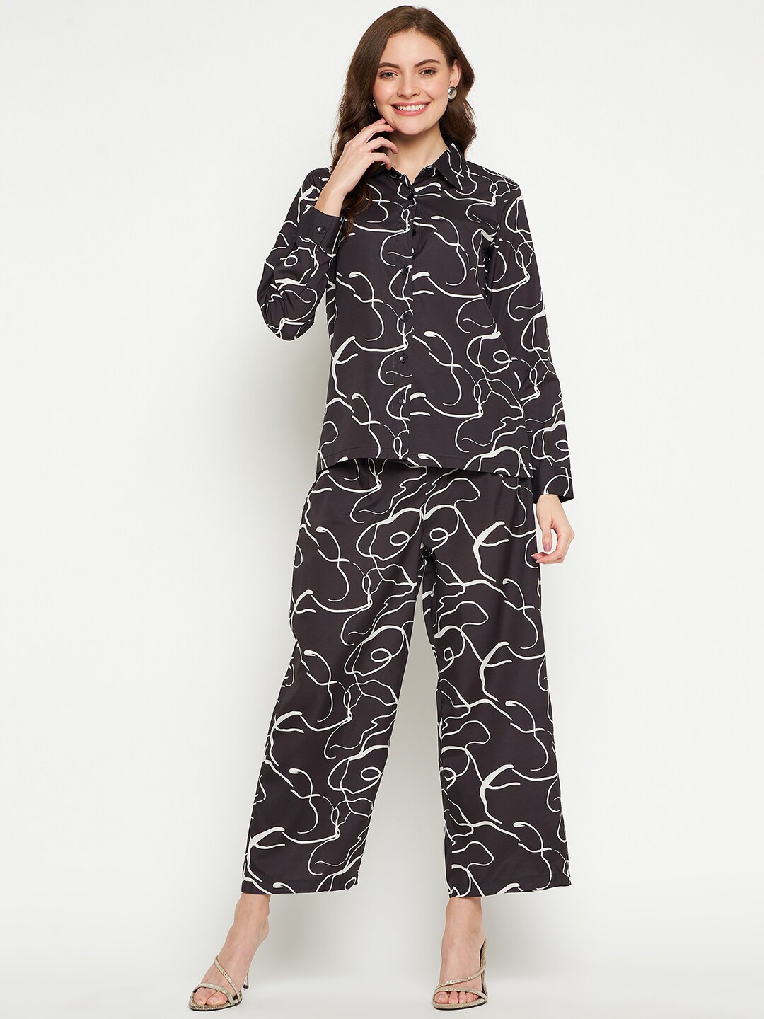 

NABIA Women Printed Shirt Collar Co-Ord Set, Black
