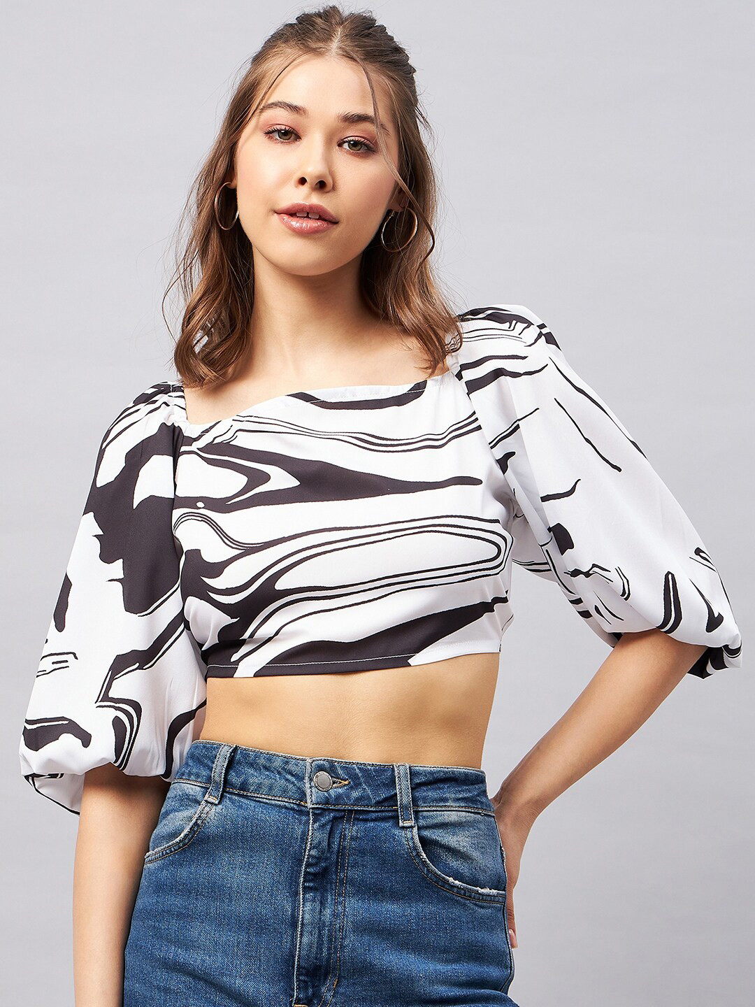 

Chemistry Printed Puff Sleeves Styled Back Crop Top, White
