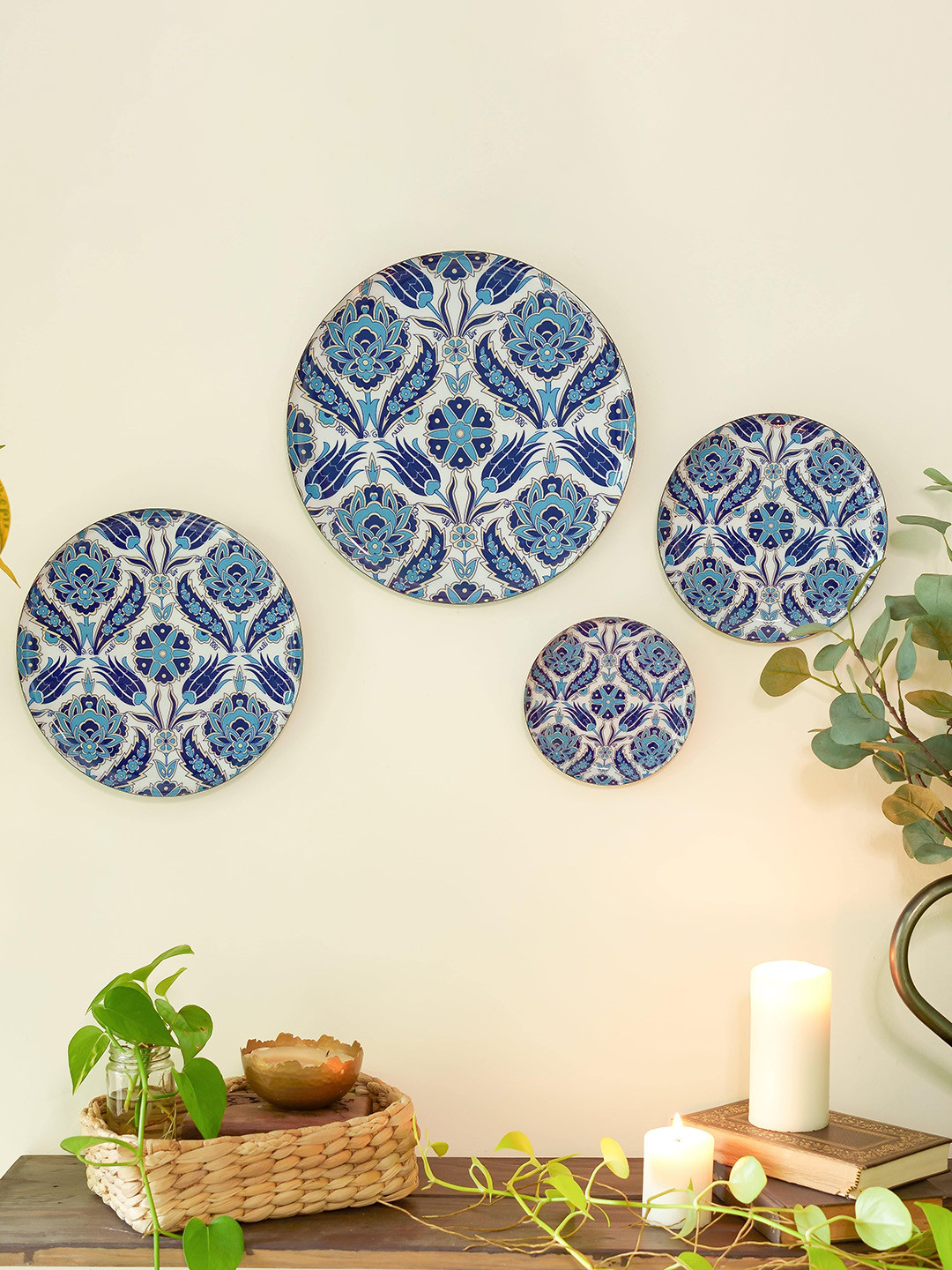 

Ritualistic Blue & White 4 Pieces Printed Indigo Tulip Wall Plates