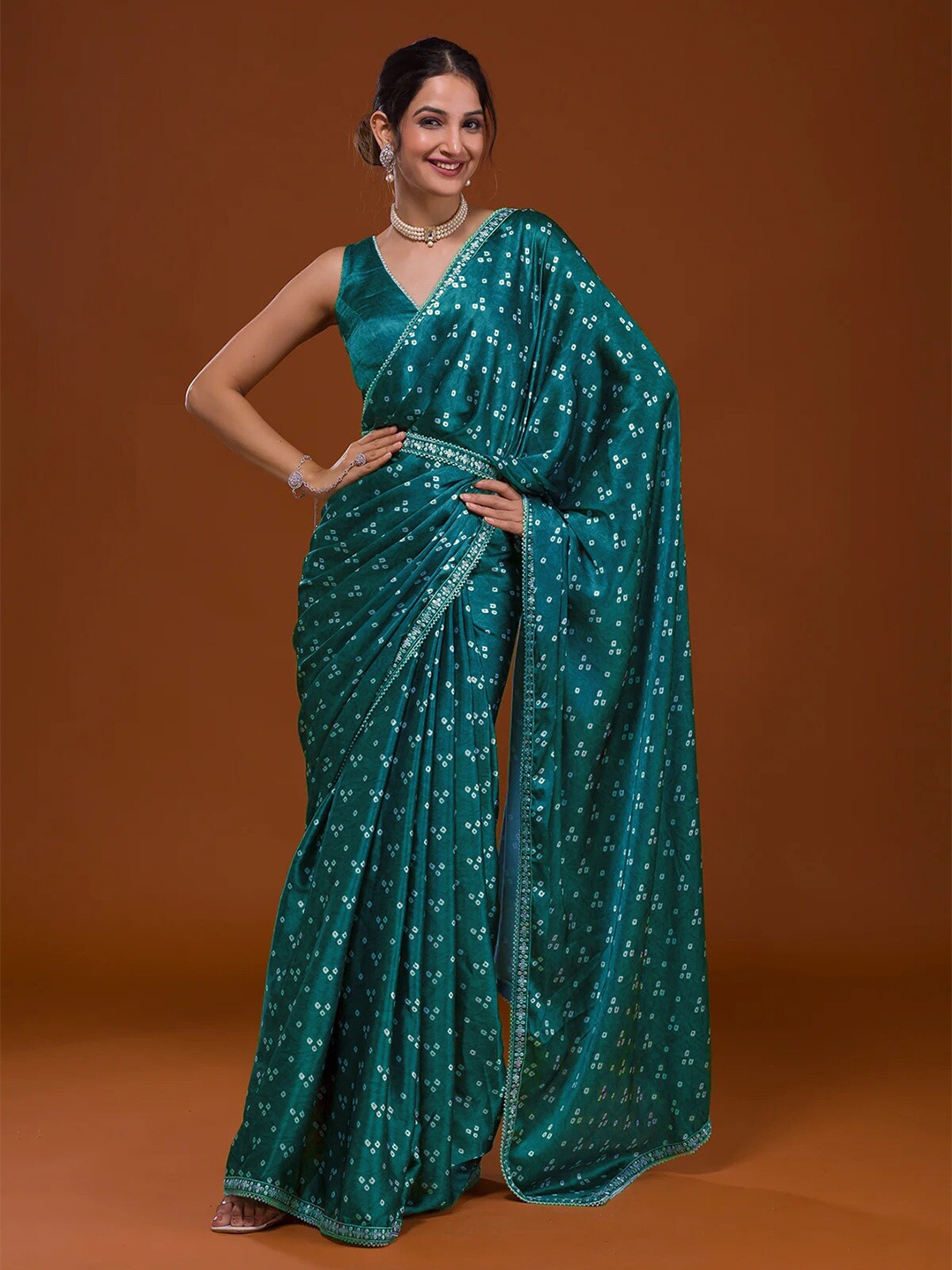 

Globon Impex Bandhani Printed Sequinned Satin Saree, Blue