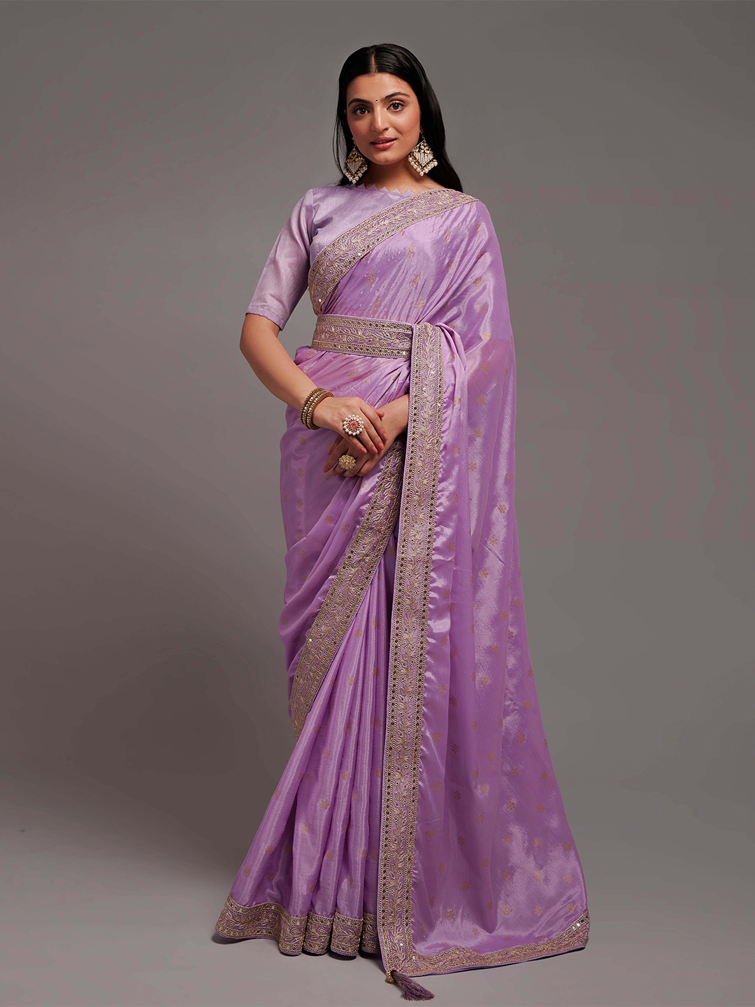 

Globon Impex Bandhani Printed Embroidered Saree, Pink