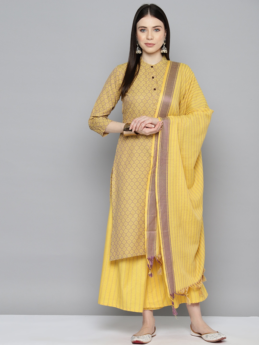 

Jompers Women Woven Design Regular Kurta with Palazzos & With Dupatta, Yellow