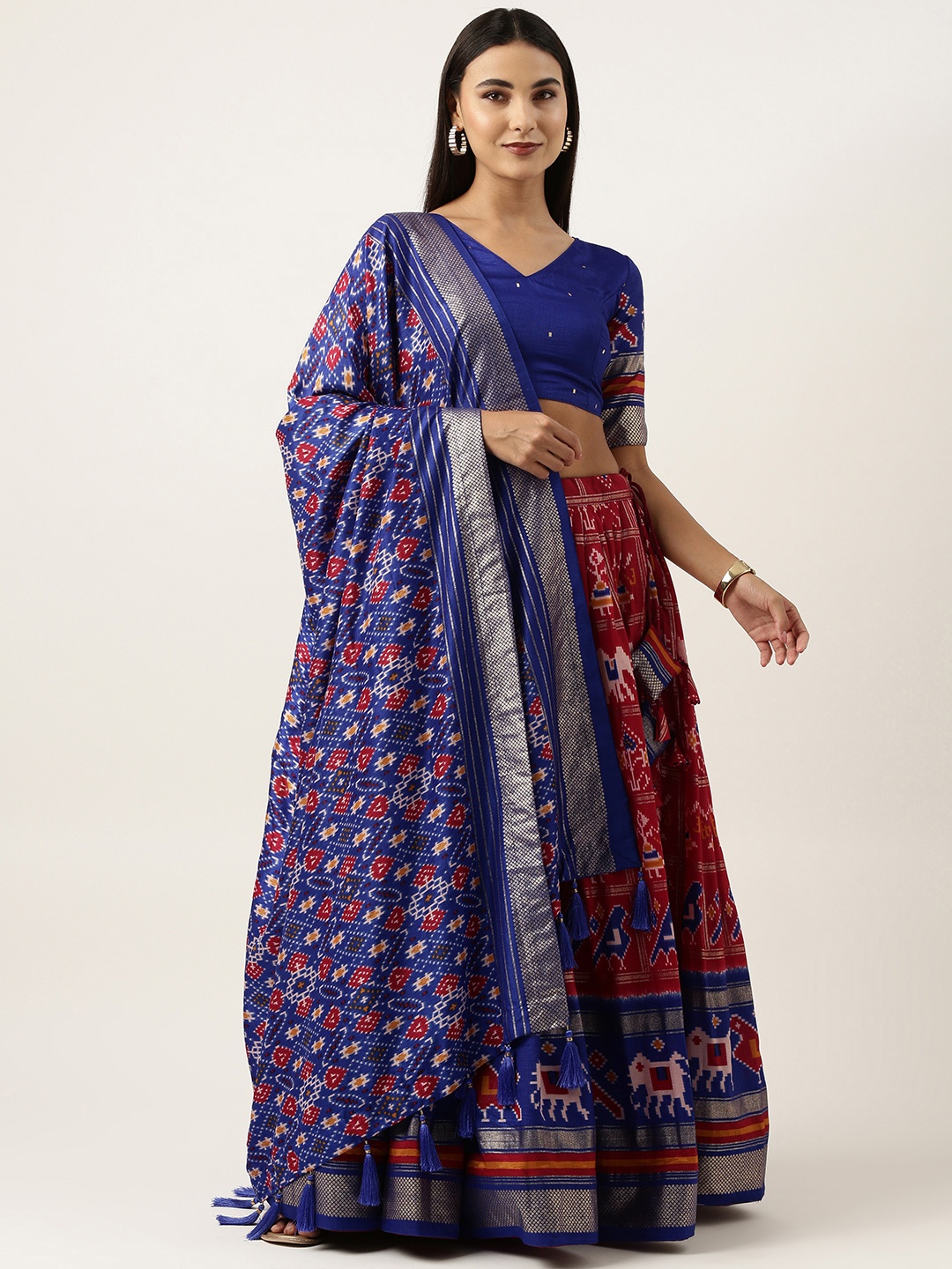 

LOOKNBOOK ART Printed Foil Print Semi-Stitched Lehenga & Unstitched Blouse With Dupatta, Red