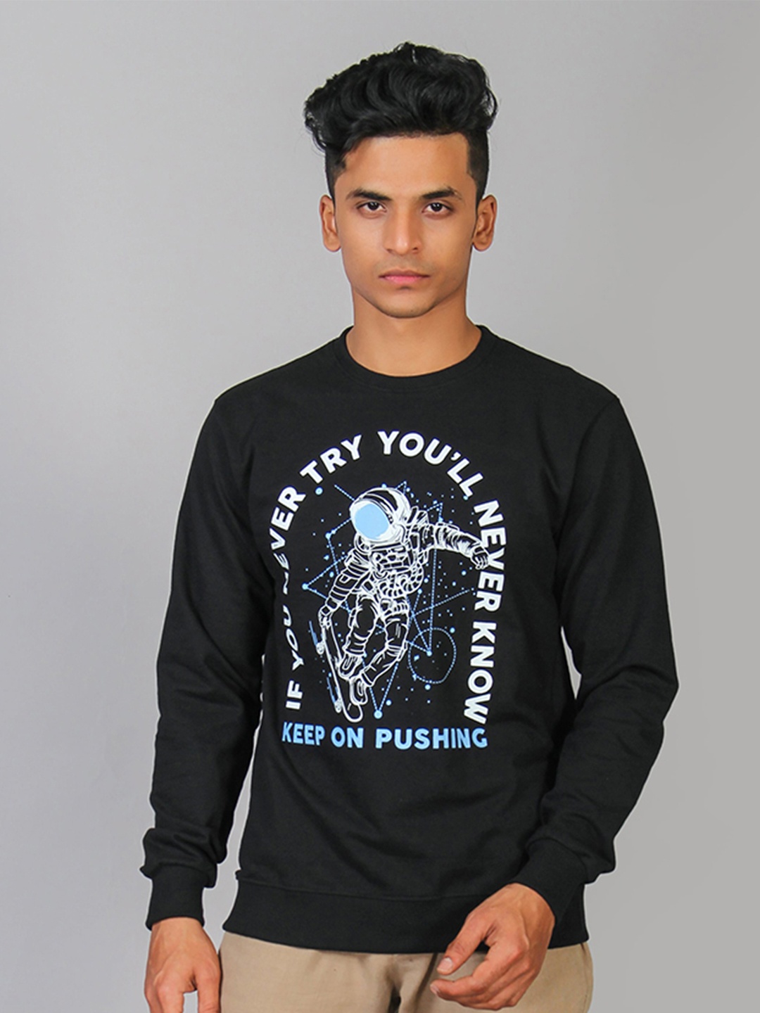 

MABYN Graphic Printed Round Neck Pullover, Black