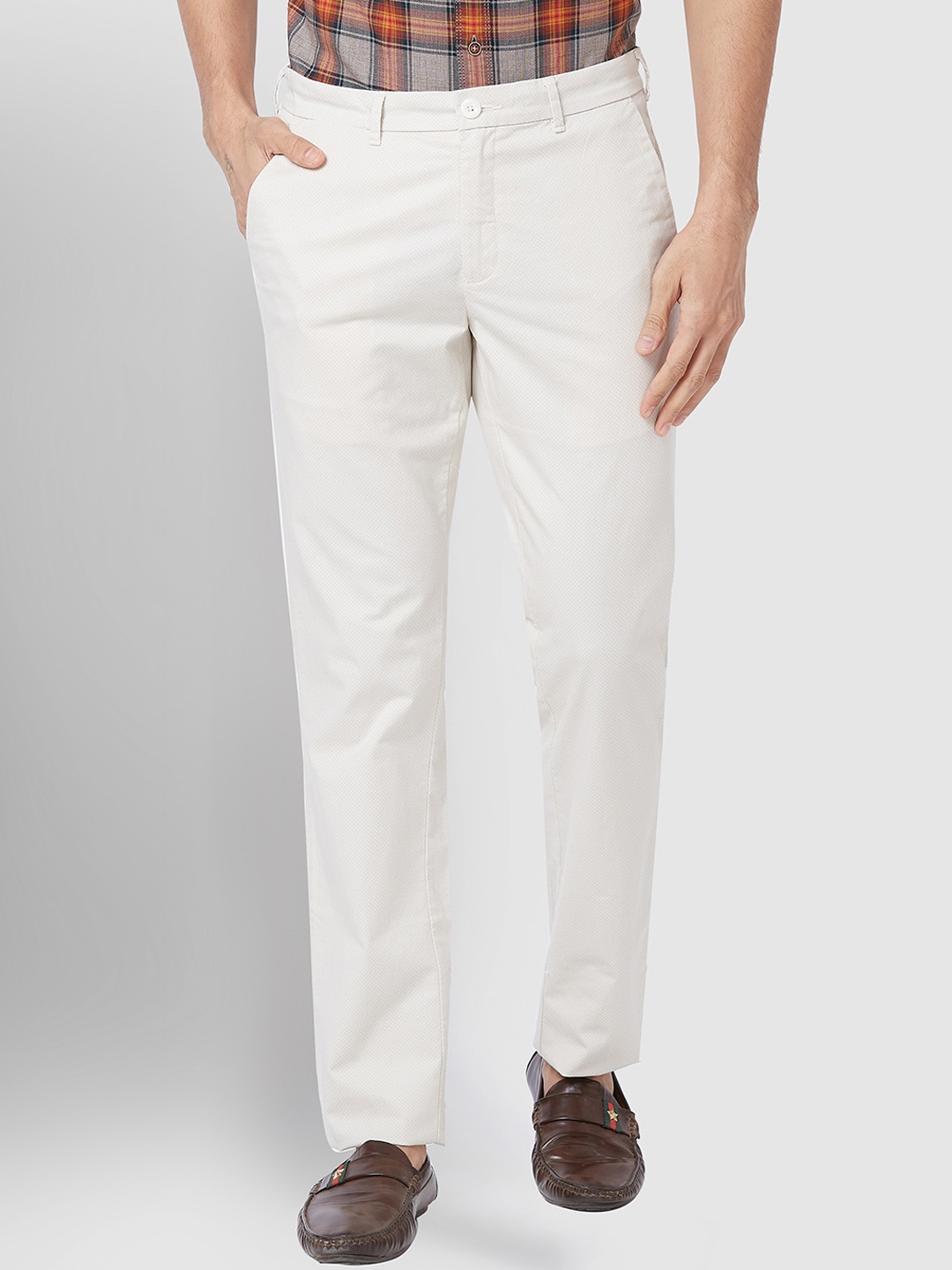 

ColorPlus Men Contemporary Fit Mid Rise Regular Trousers, Beige