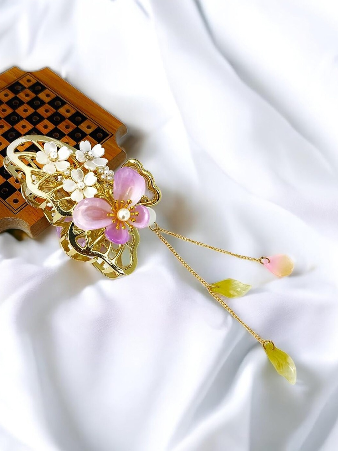 

ANNA CREATIONS Butterfly Shaped Beaded Claw Clip, Gold