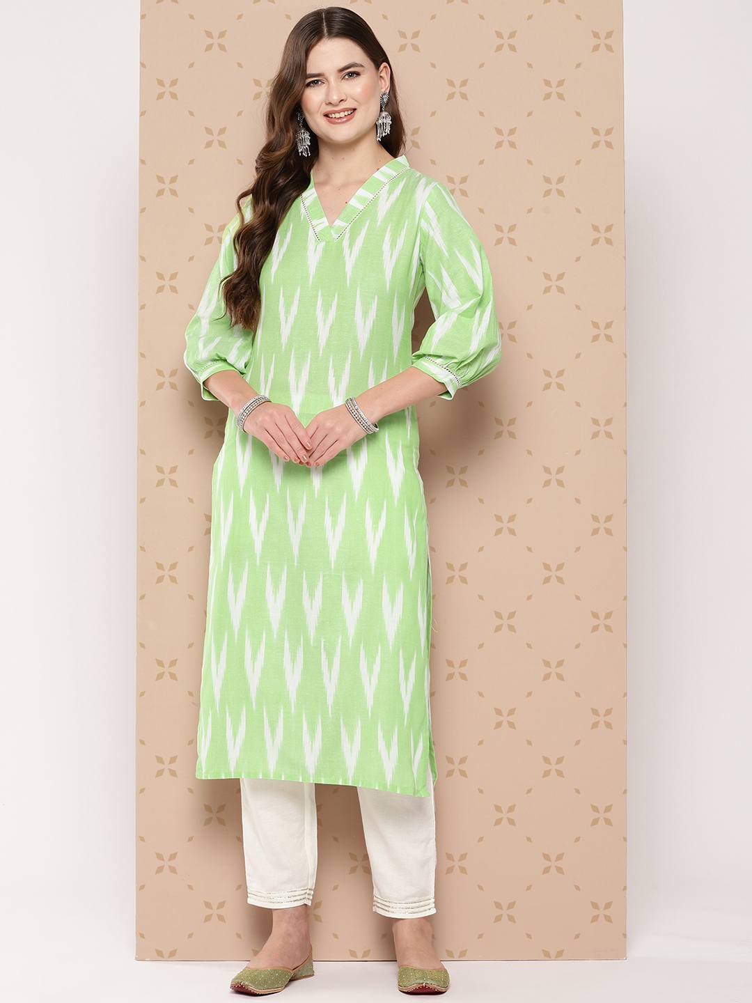 

Yufta Women Ikat Print Pure Cotton Kurta, Green