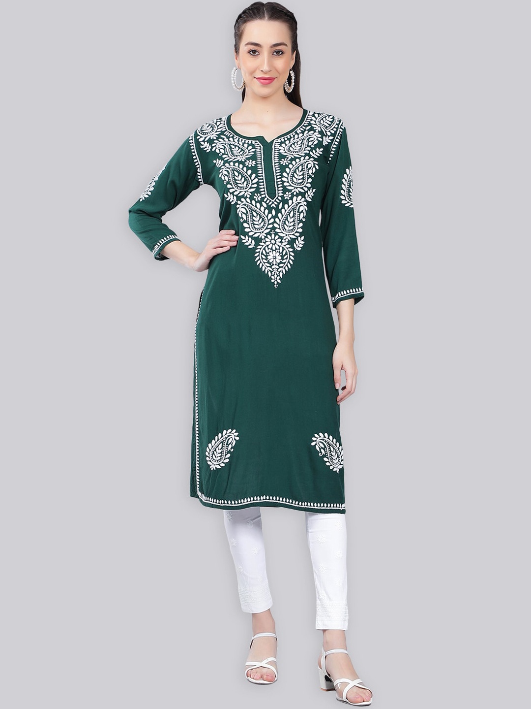 

Seva Chikan Paisley Embroidered Round Neck Straight Chikankari Kurta, Green
