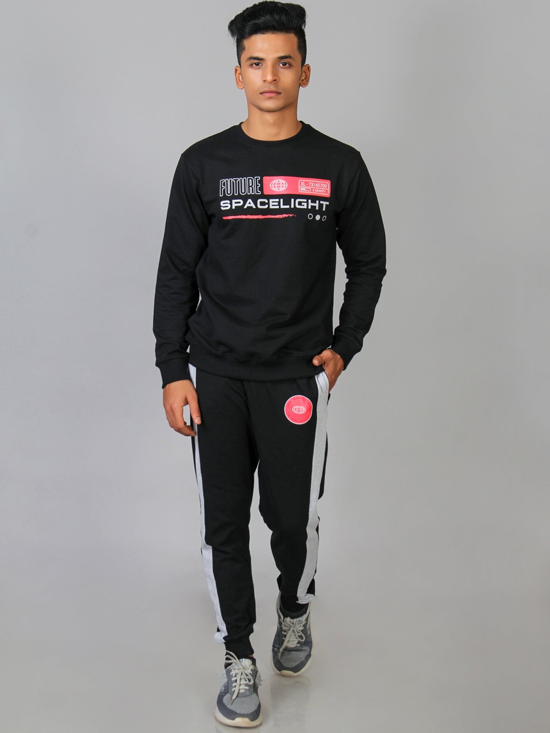 

MABYN Printed Sweatshirt With Joggers, Black