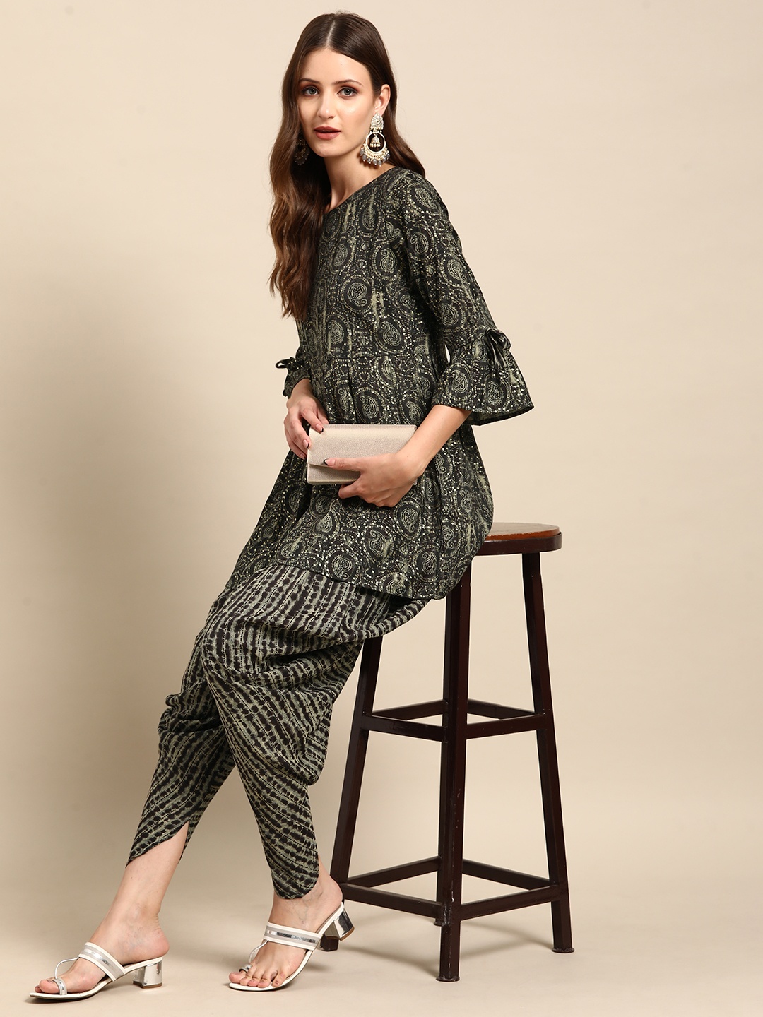 

Anouk Women Paisley Printed Pleated Top with Dhoti Pants, Black