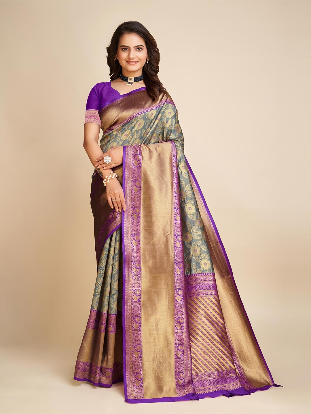 

Anjaneya Sarees Woven Design Zari Banarasi Saree, Purple