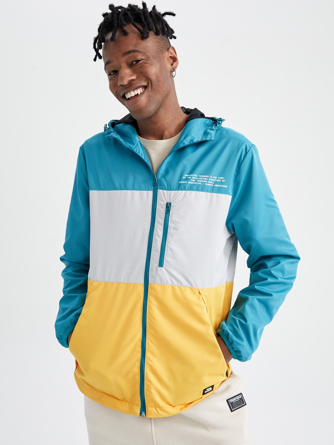 

DeFacto Men Colourblocked Crop Sporty Jacket, Na