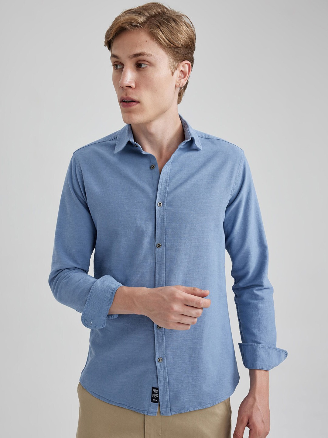 

DeFacto Spread Collar Casual Shirt, Blue