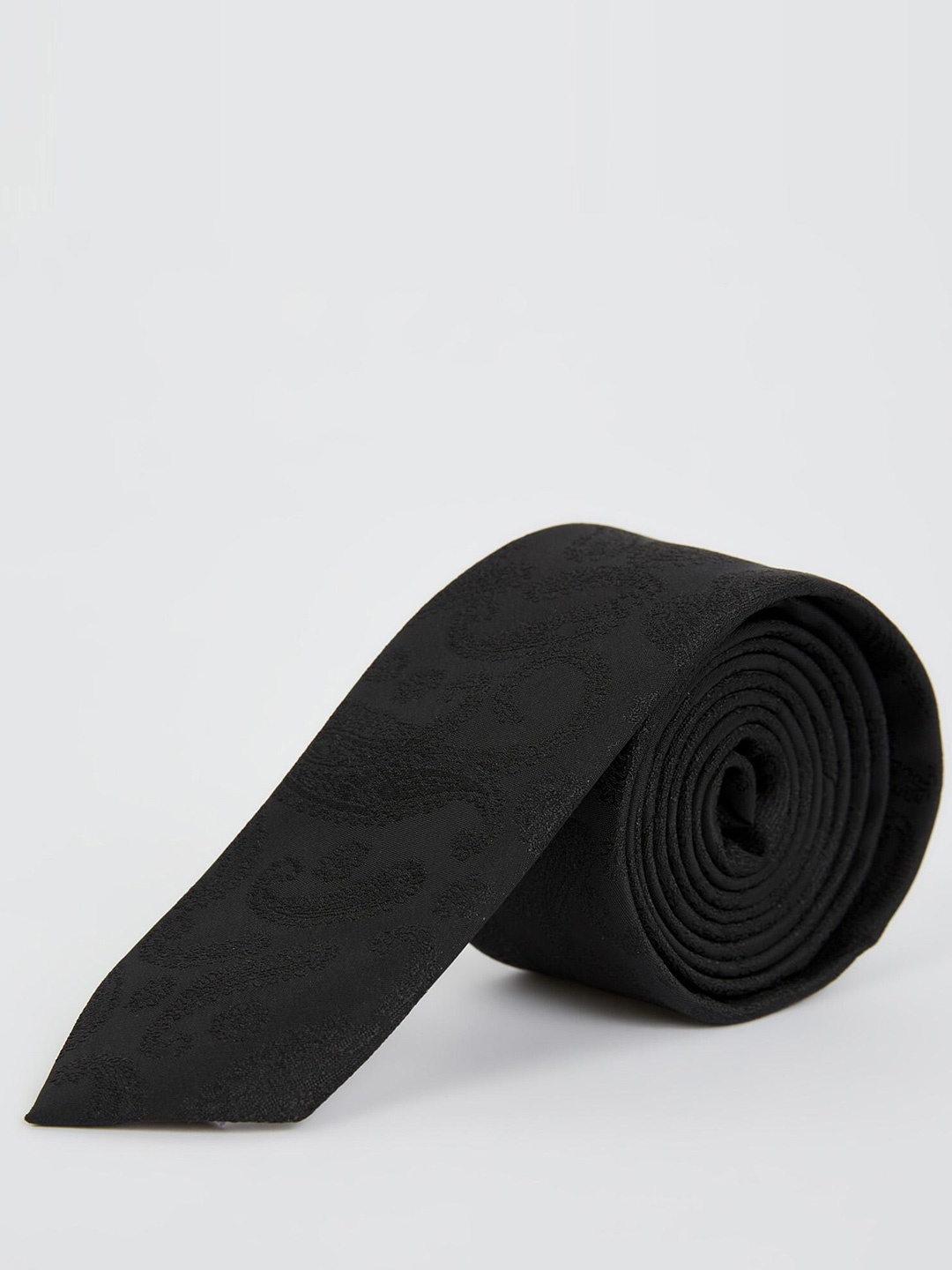 

DeFacto Men Woven Design Broad Tie, Black