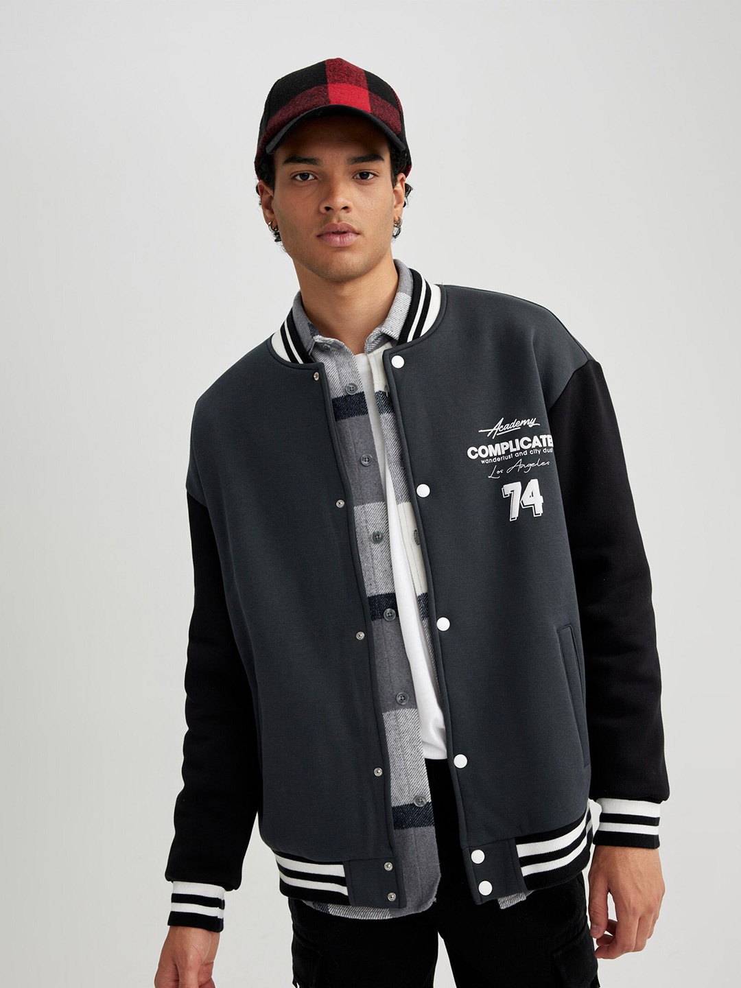 

DeFacto Printed Cotton Varsity Jacket, Grey