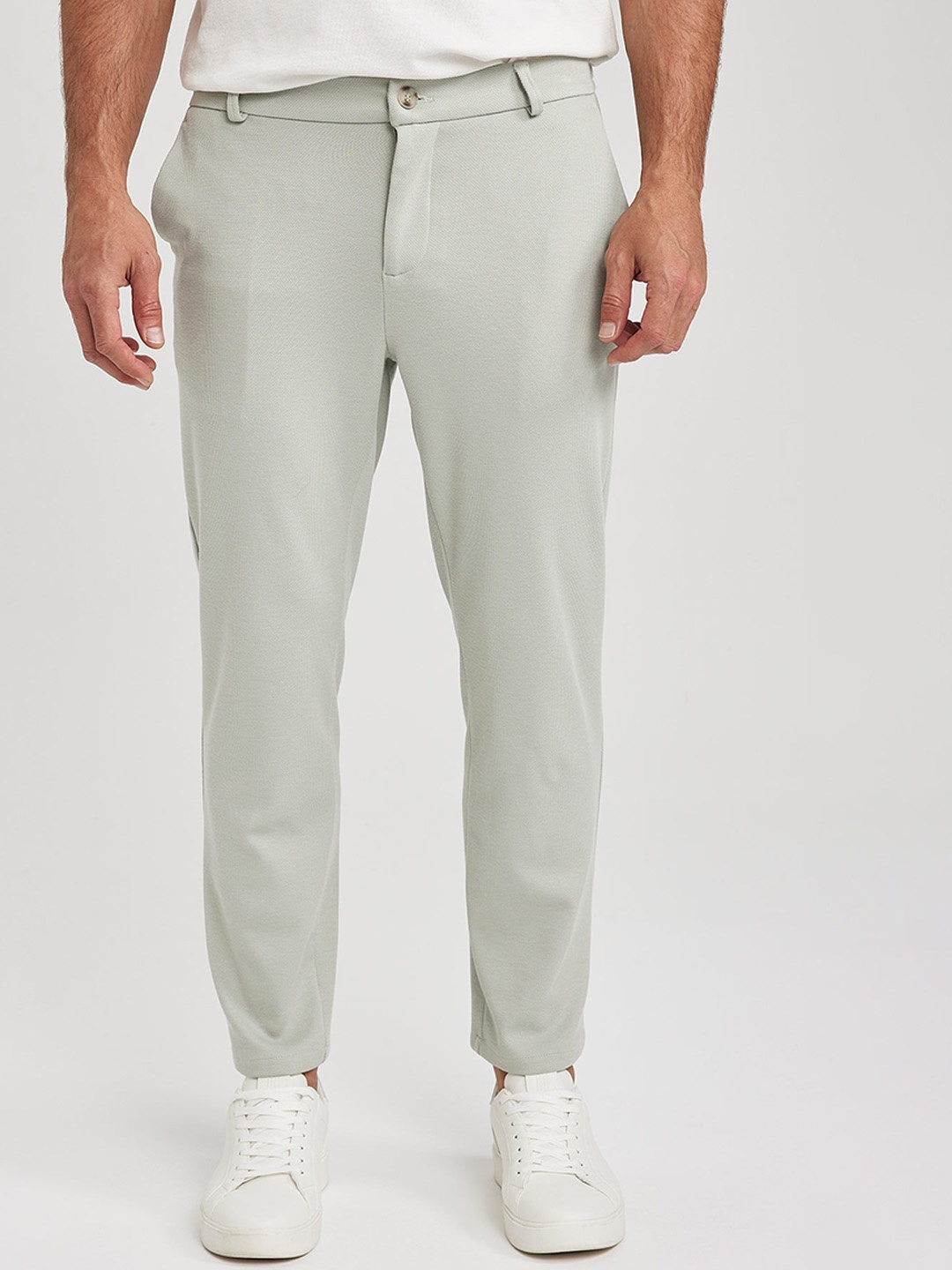 

DeFacto Men Mid Rise Trousers, Green