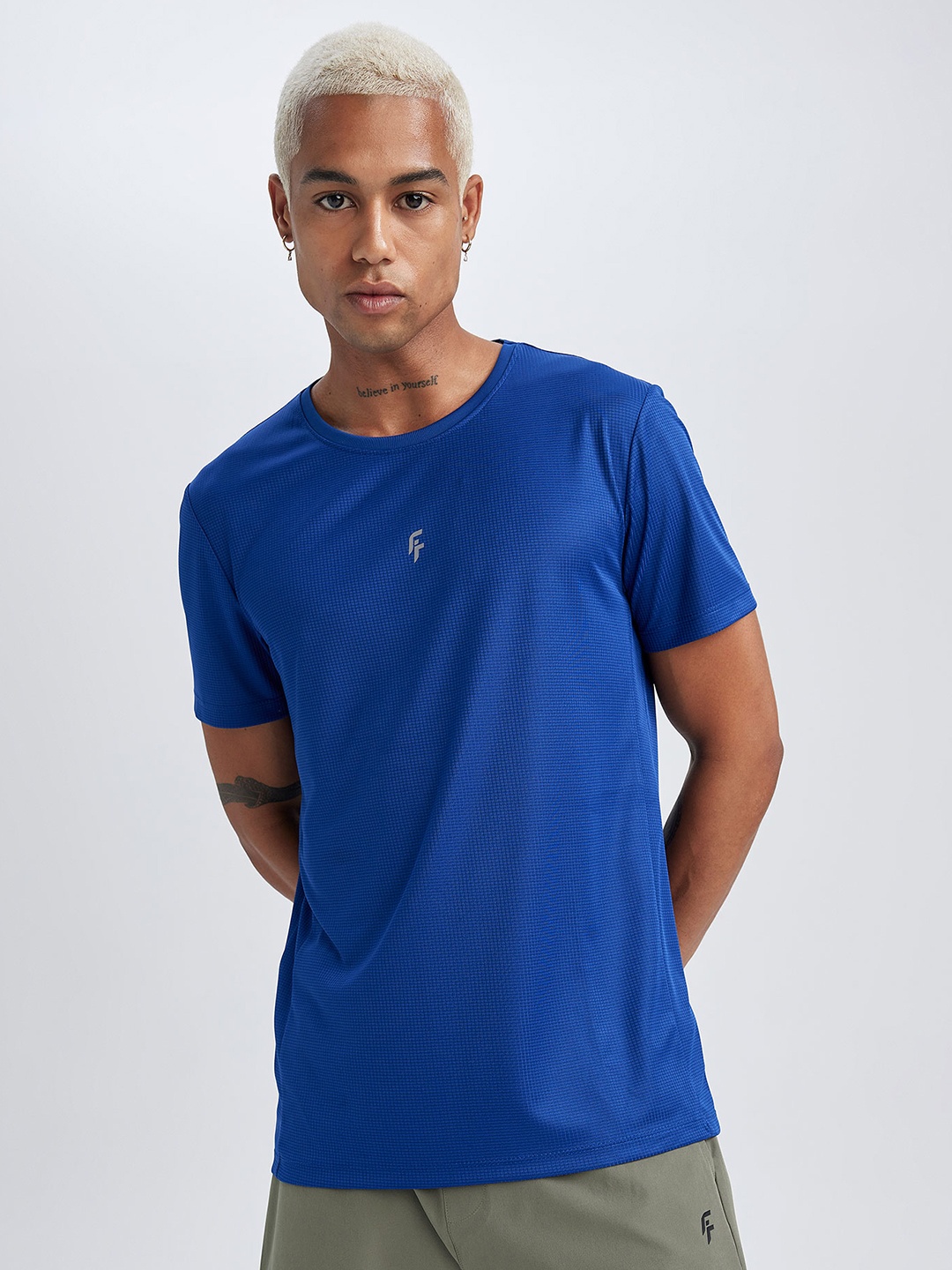 

DeFacto Round Neck T-shirt, Blue