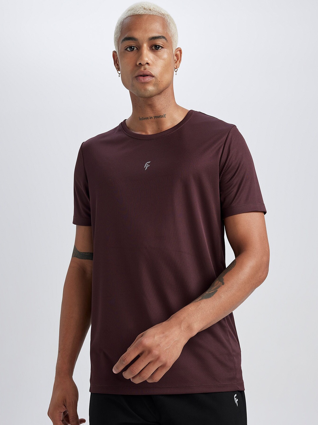 

DeFacto Round Neck T-shirt, Coffee brown