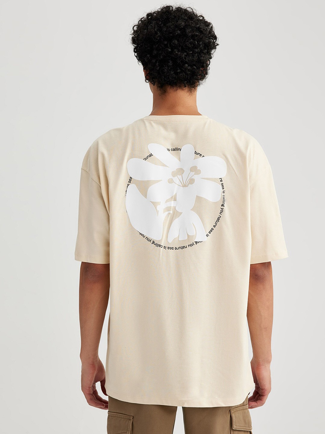 

DeFacto Graphic Printed Drop-Shoulder Sleeves Pure Cotton T-Shirt, Beige