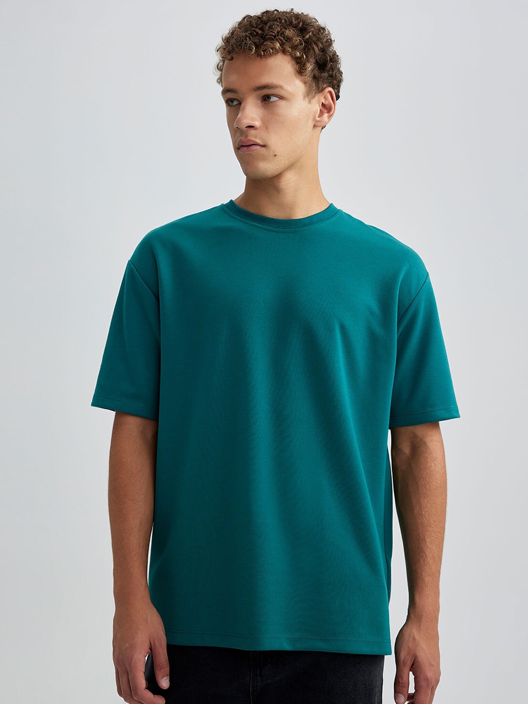 

DeFacto Round Neck Drop-Shoulder T-shirt, Teal