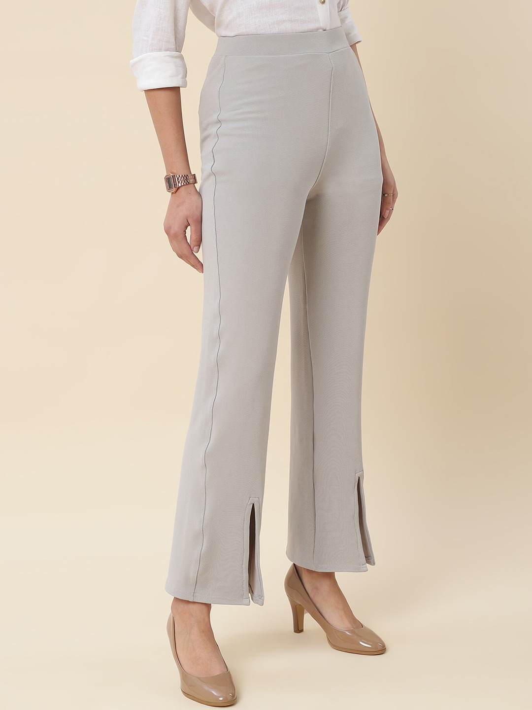 

FITHUB Women Relaxed Flared High-Rise Easy Wash Trousers, Grey