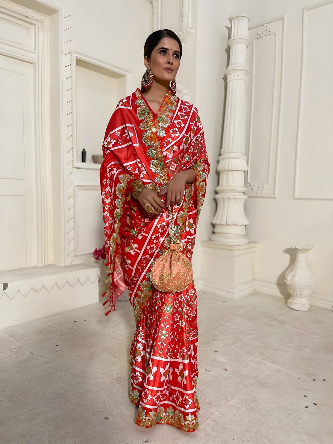

Anouk Ethnic Motifs Printed Saree, Red