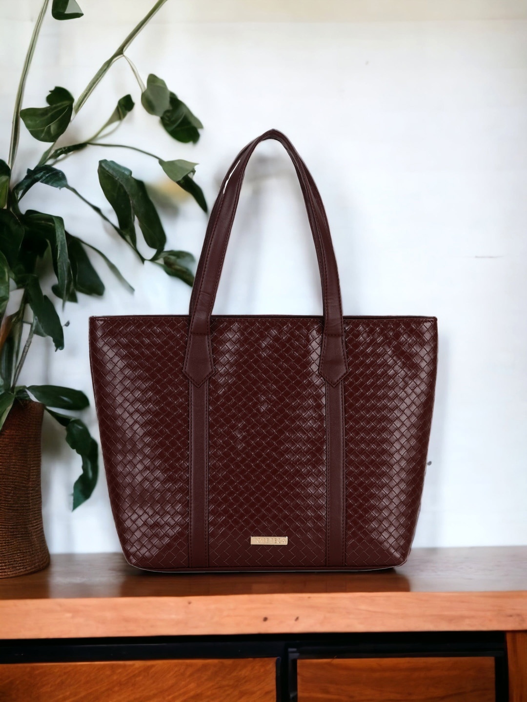 

Toteteca Textured PU Oversized Structured Handheld Bag, Brown