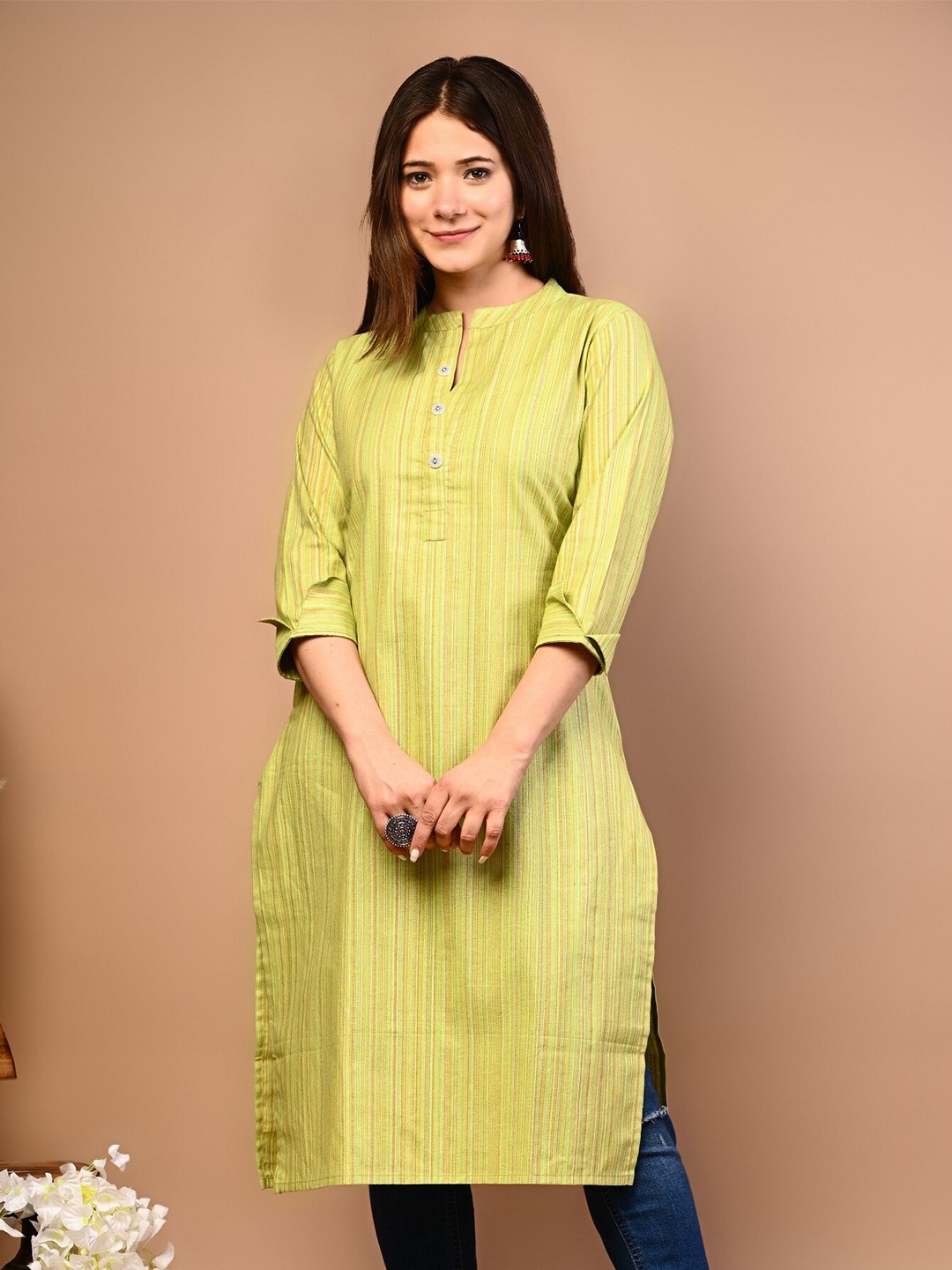 

Rimeline Striped Mandarin Collar Straight Kurta, Lime green