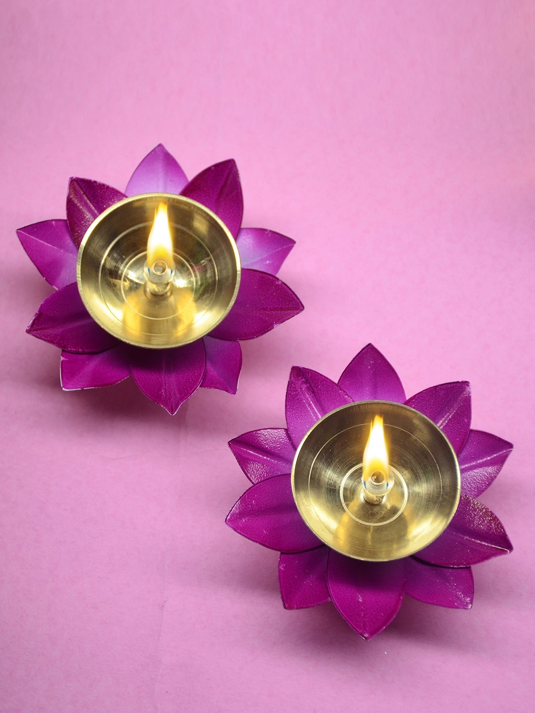 

Fashion Bizz 2 Pcs Pink & Gold-Toned Textured Kamal Diyas