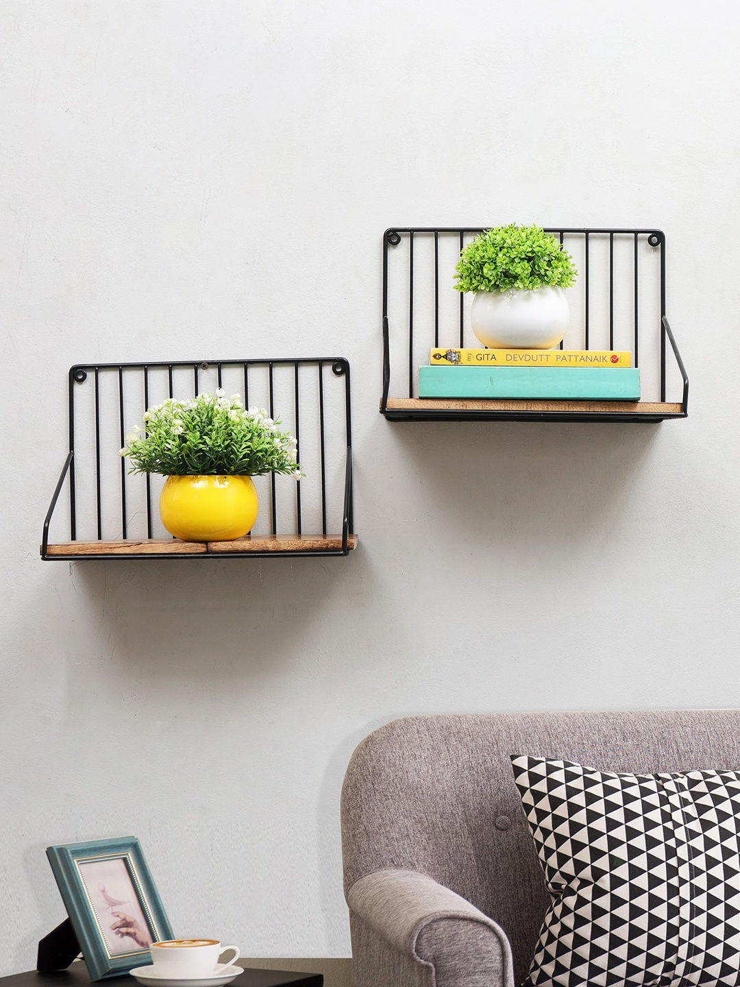 

Homesake Black 2 Pieces Metal Wall Shelf