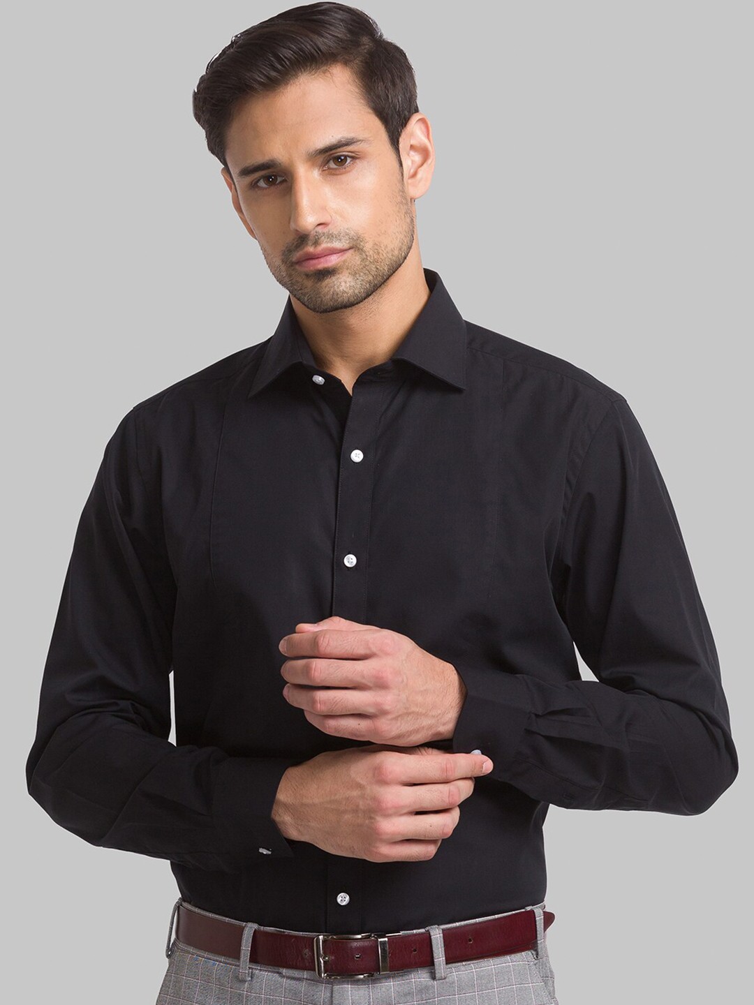 

Raymond Slim Fit Pure Cotton Formal Shirt, Black
