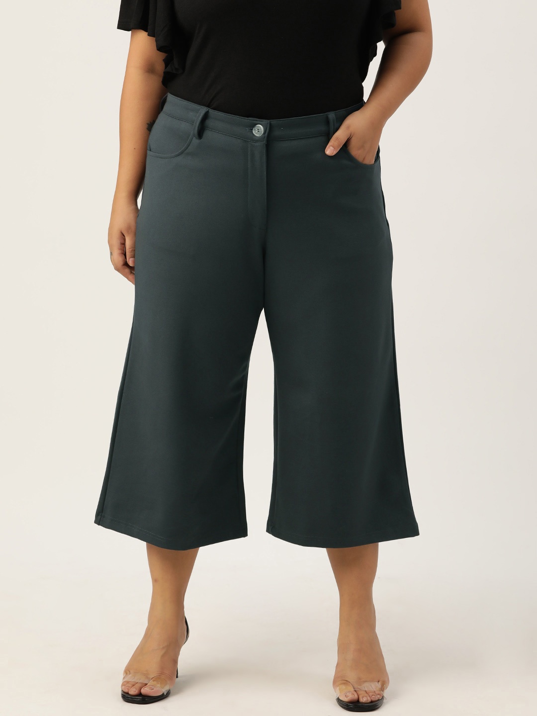 

theRebelinme Plus Size Capris, Grey