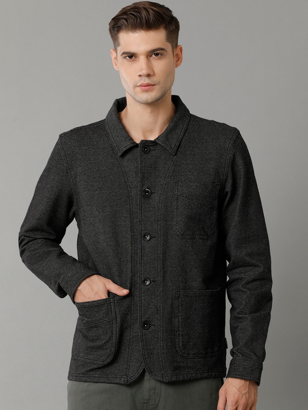 

Voi Jeans Spread Collar Tailored Jacket, Black