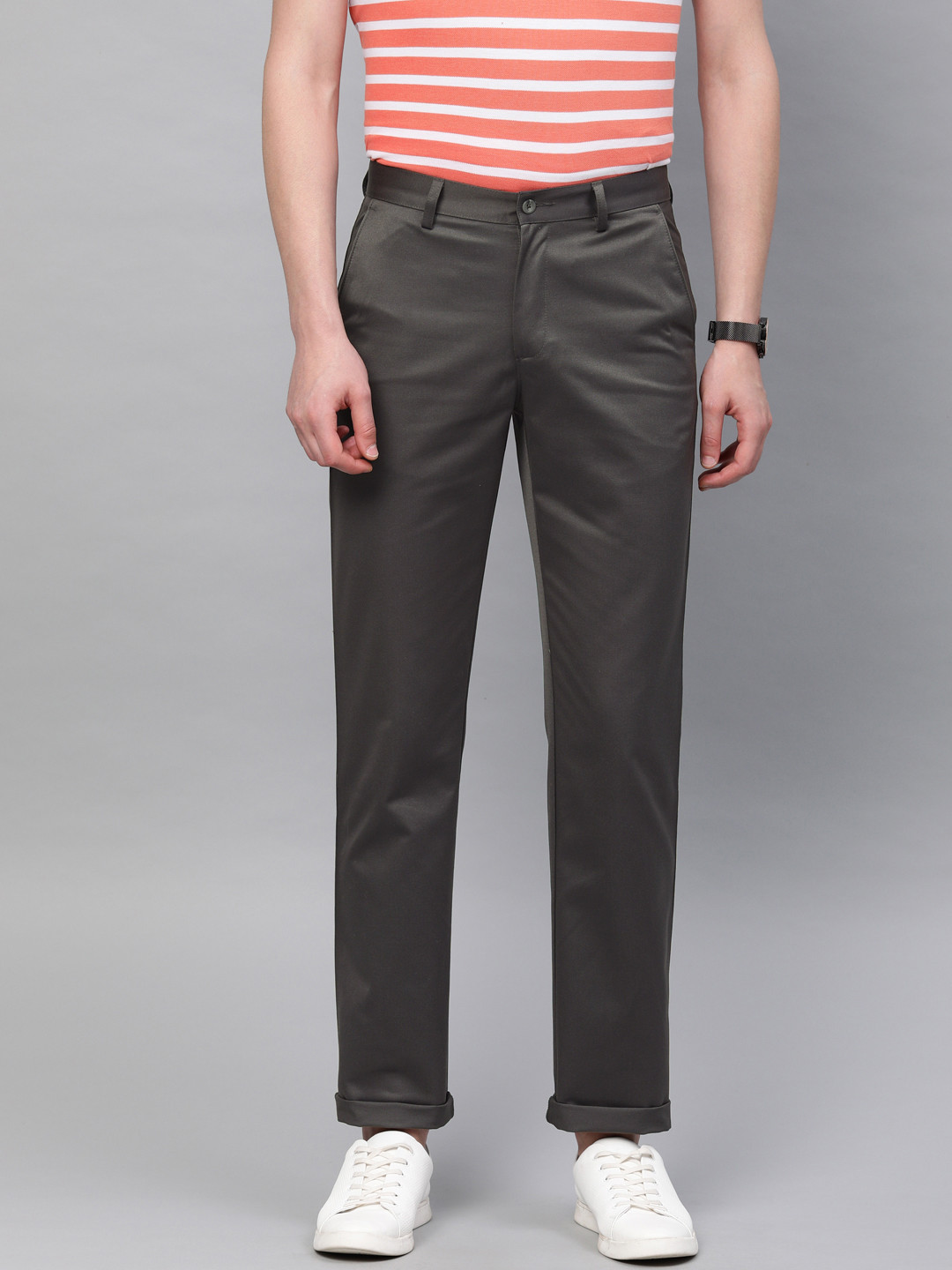 

Peter England Men Grey Regular Fit Solid Regular Trousers