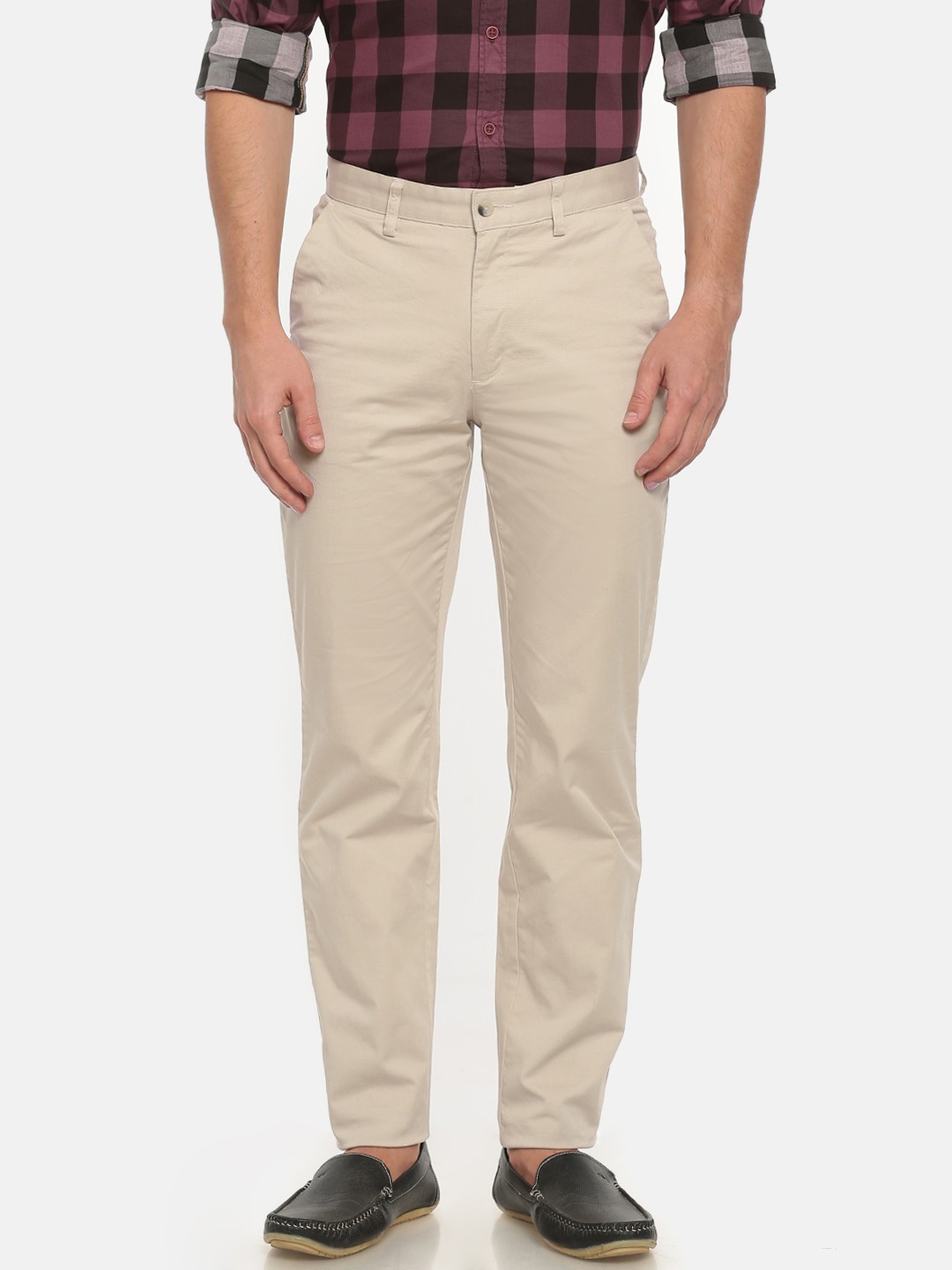 

Peter England Men Beige Slim Fit Solid Chinos