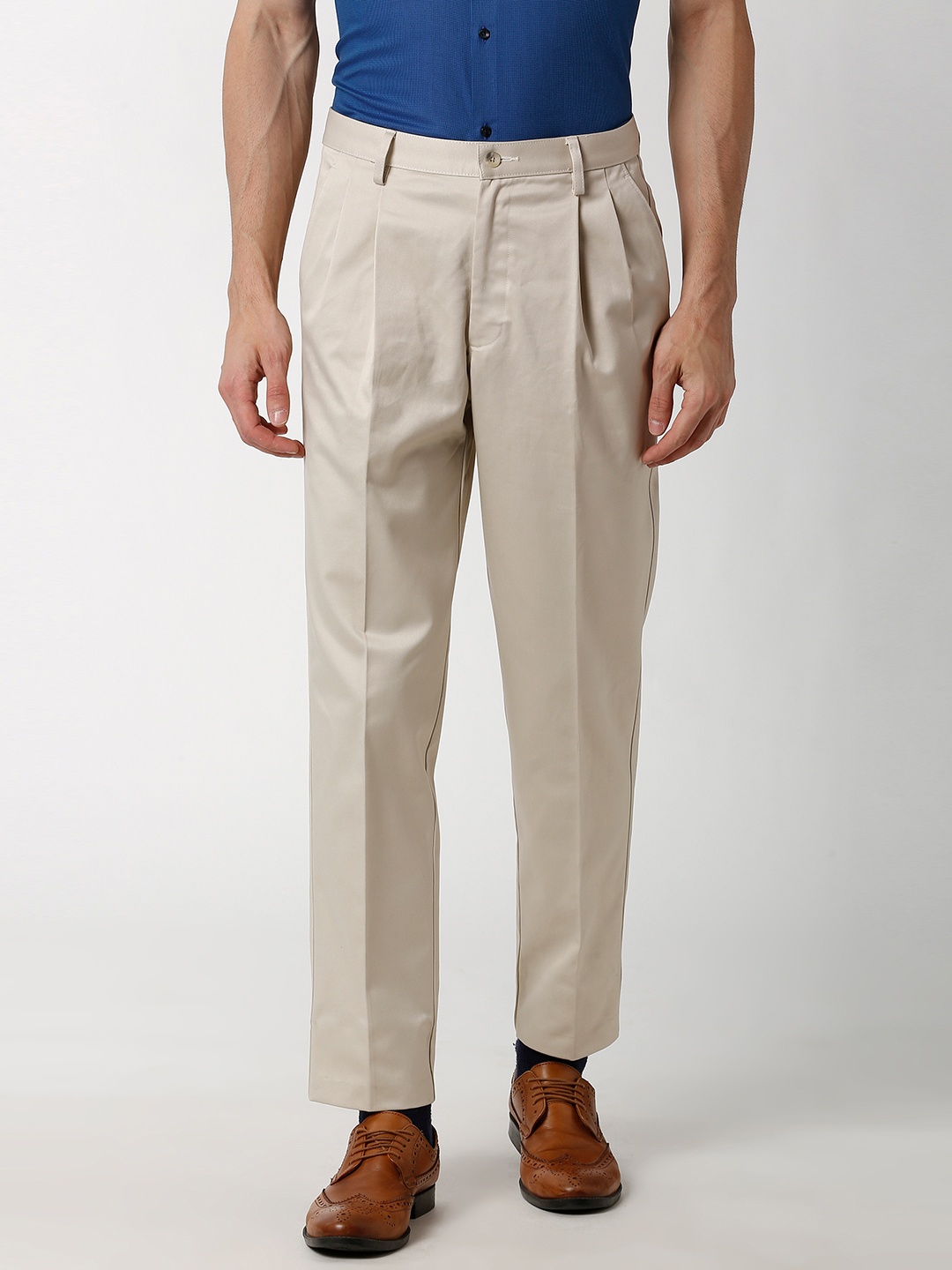 

Peter England Men Beige Regular Fit Solid Formal Trousers