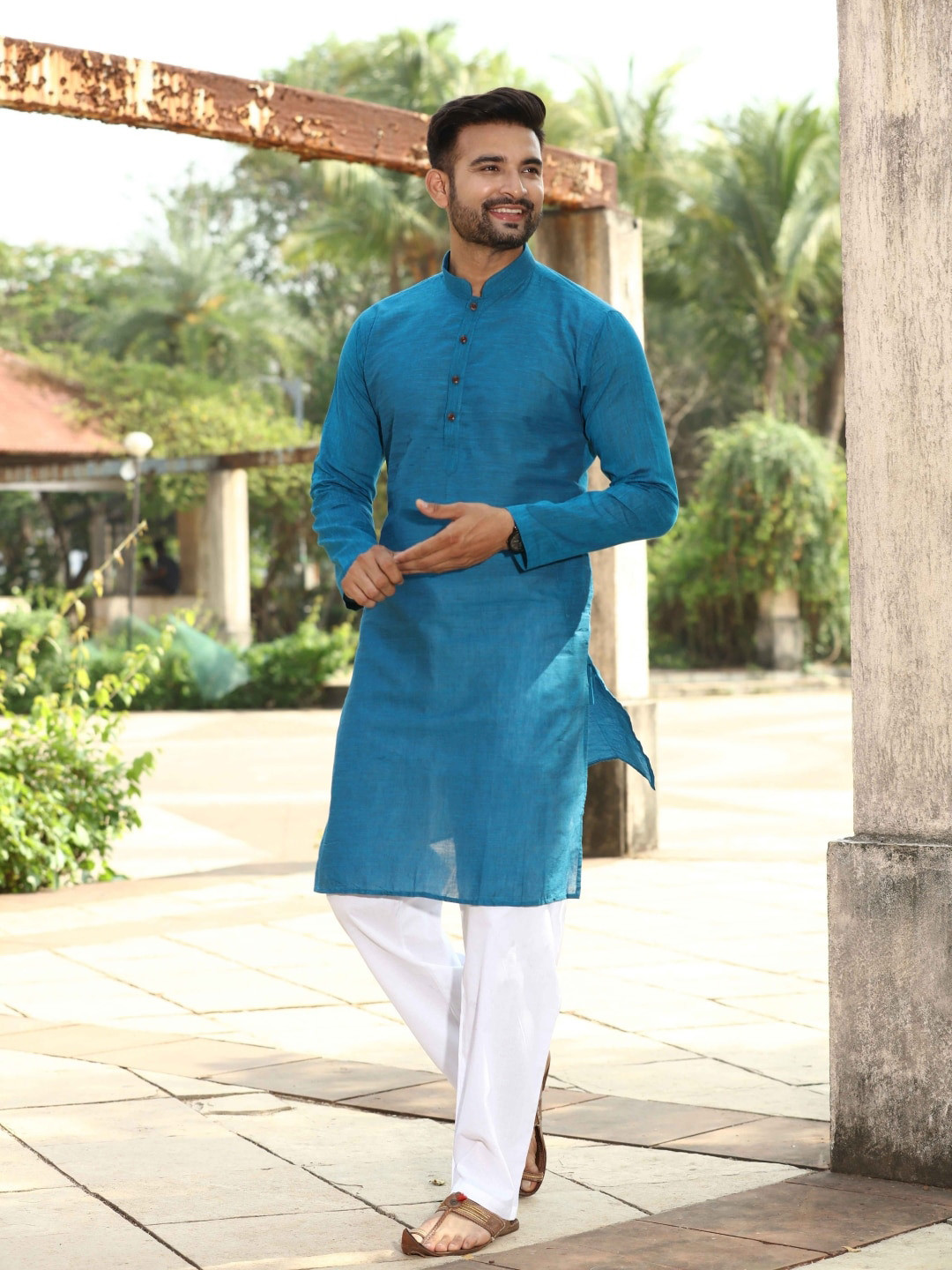 

Authentics Regular Pure Cotton Straight Kurta with Pyjamas, Blue