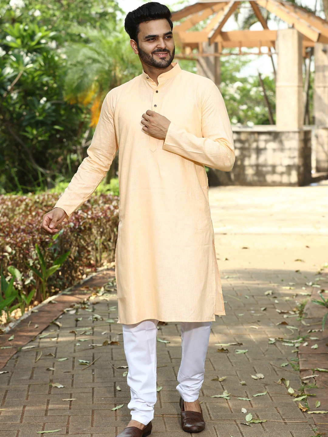

Authentics Regular Pure Cotton Kurta With Pyjamas, Peach