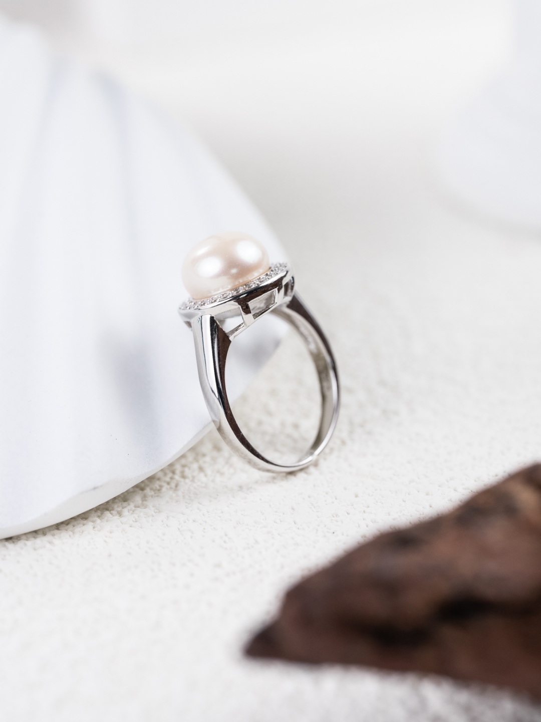 

MISS JO 925 Sterling Silver Silver-Plated Stone-studded Finger Ring