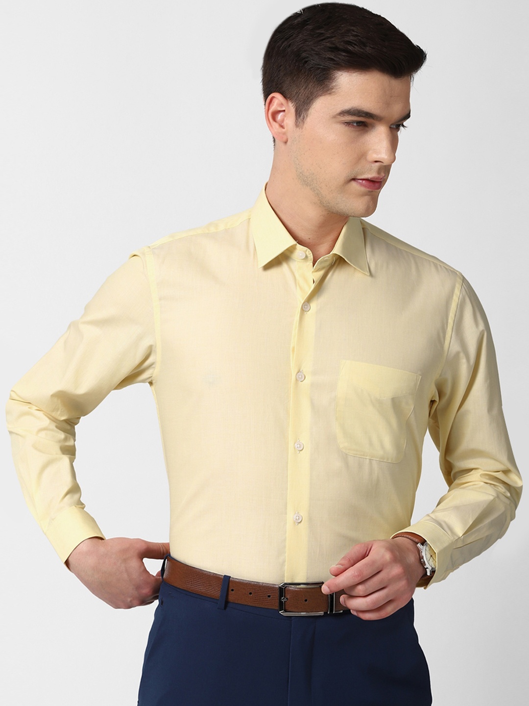 

Peter England Elite Men Yellow Regular Fit Solid Formal Shirt