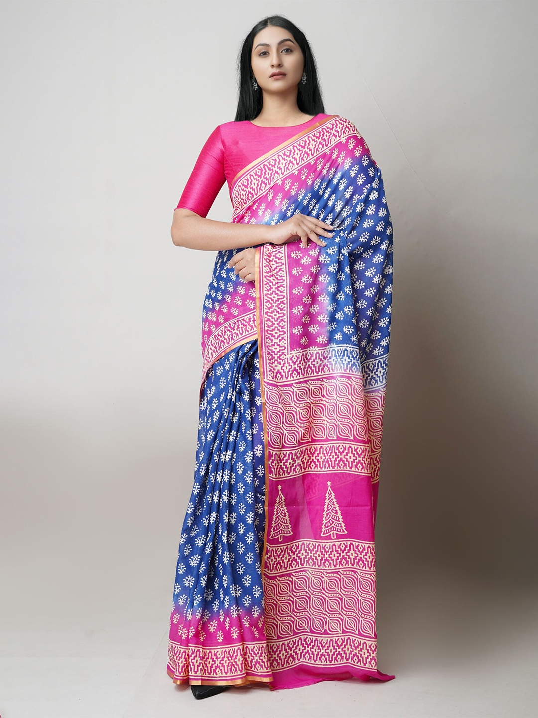 

Unnati Silks Ethnic Motifs Printed Pure Cotton Block Print Saree, Navy blue