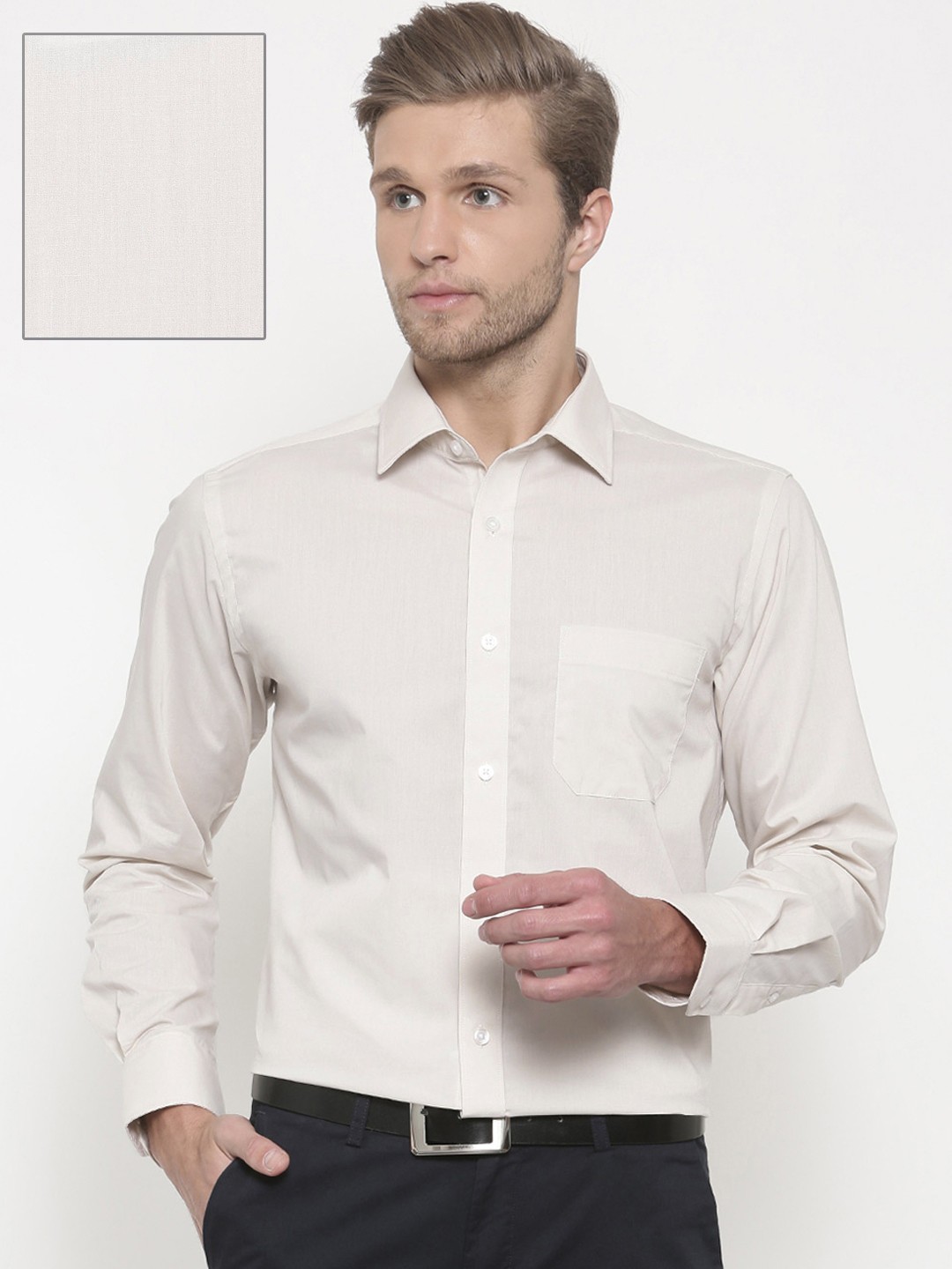 

Peter England Men Beige Nuvo Slim Fit Solid Formal Shirt