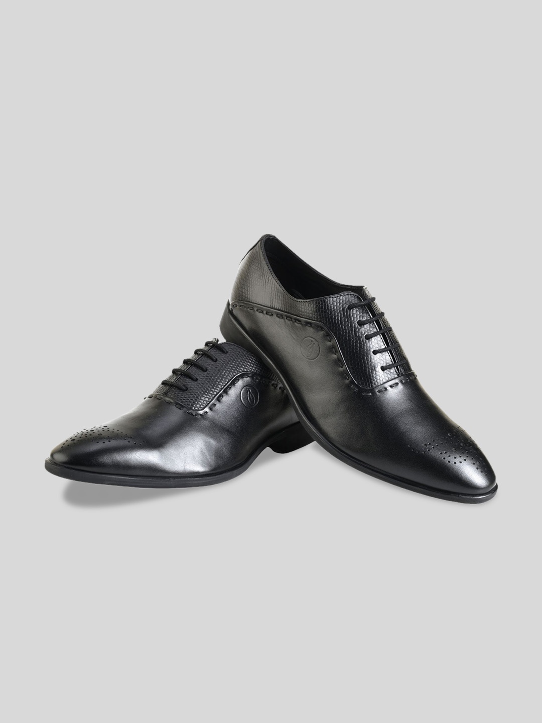 

Jack Rebel Men Centro Textured Formal Oxfords, Black