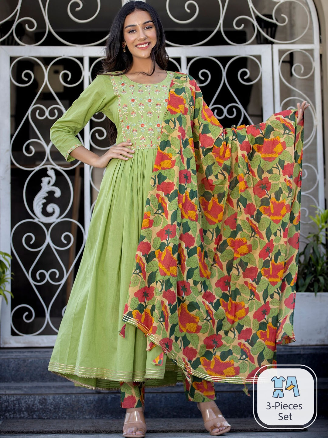 

KAAJH Floral Yoke Design Regular Gotta Patti Pure Cotton Kurta With Trousers & Dupatta, Green