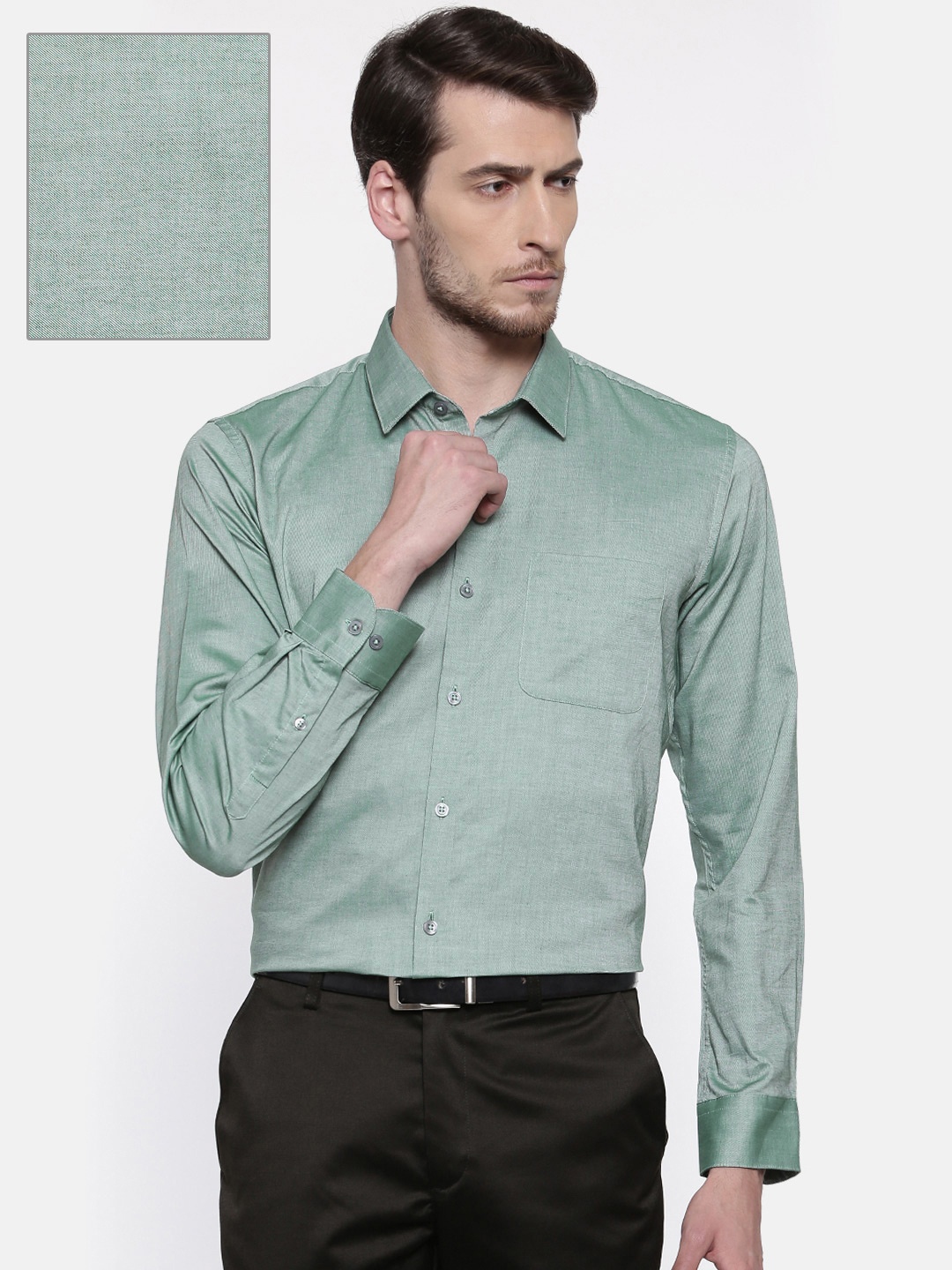 

Peter England Men Green Nuvo Regular Fit Solid Formal Shirt