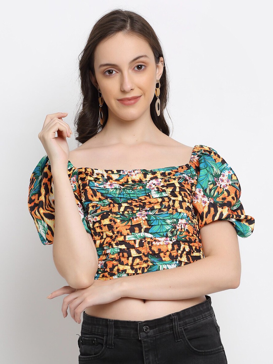 

Stylecast X KPOP Floral Printed Smocked Regular Crop Top, Brown
