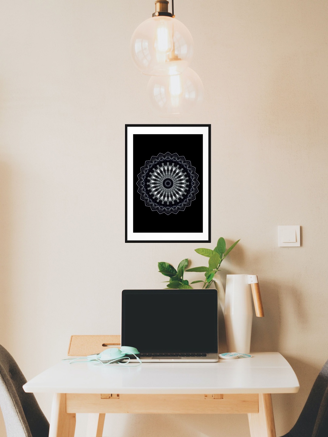 

Sasimo Mandala Black & White Gentleness Wall Art