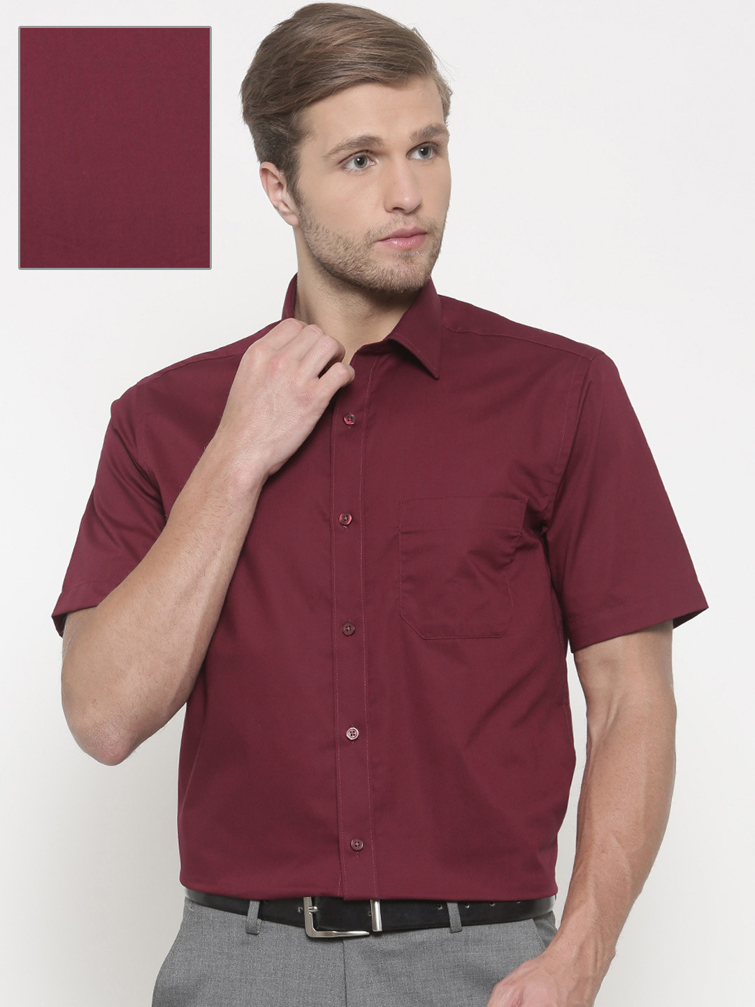 

Peter England Men Maroon Nuvo Slim Fit Solid Formal Shirt